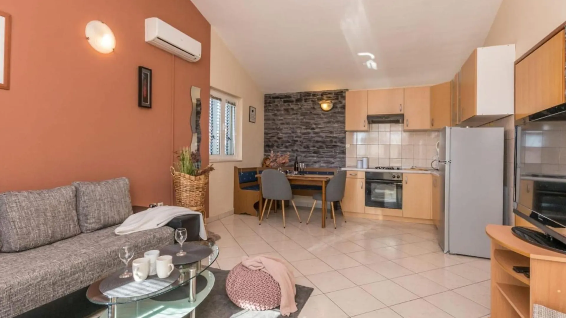 Villa Julia - One Bedroom Apartment 2 Biograd Na Moru